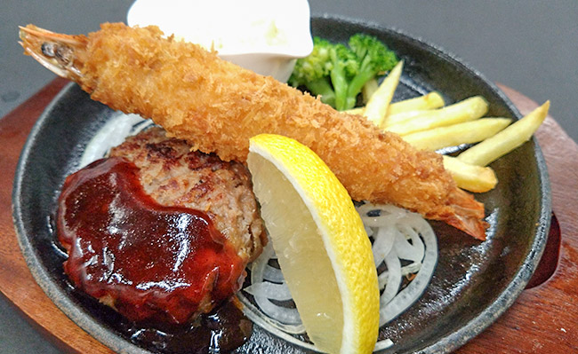 ハンバーグ＆有頭エビフライ